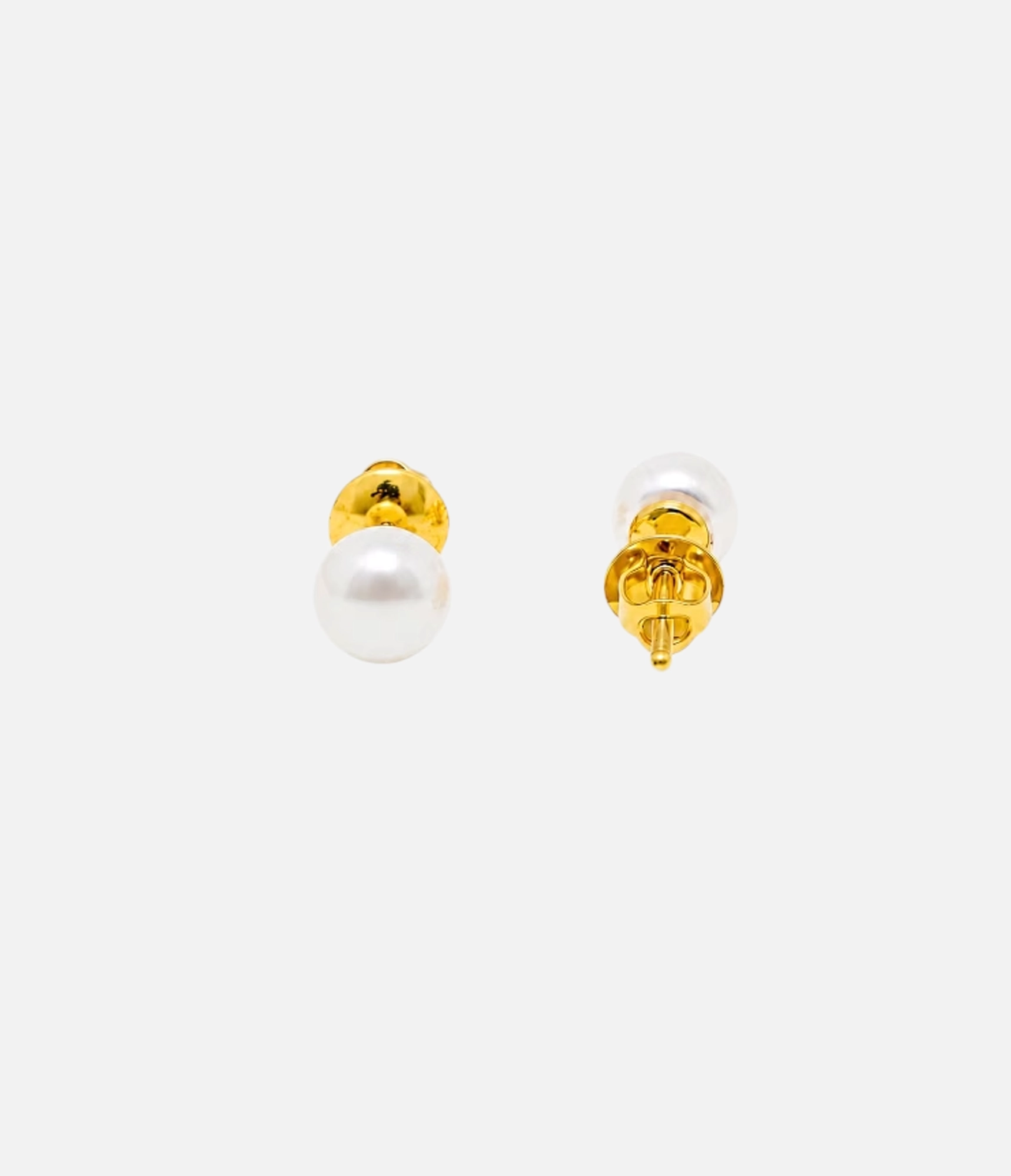 Classic Pearl earring _04