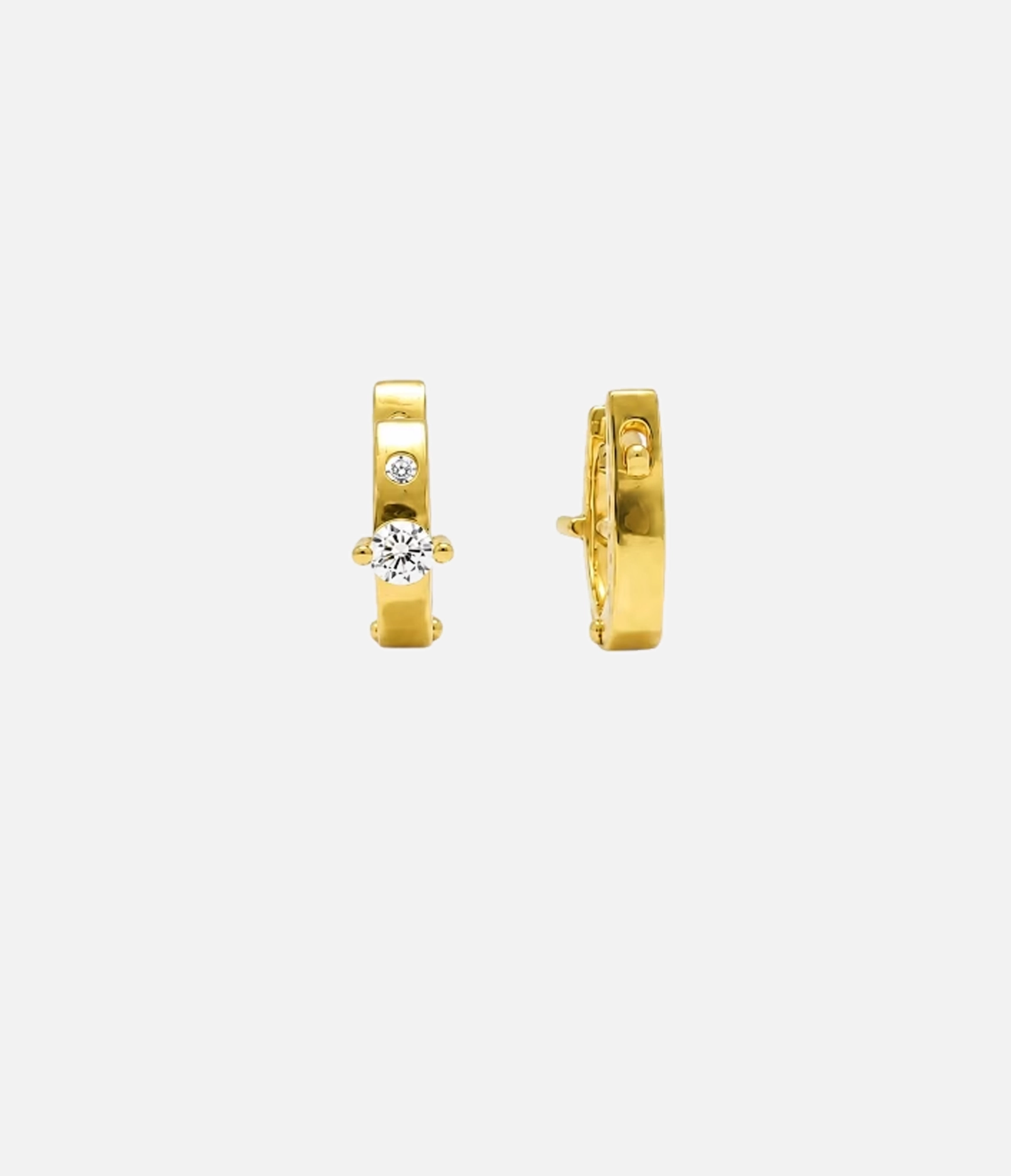 Modern Solitare Huggie Earrings_04